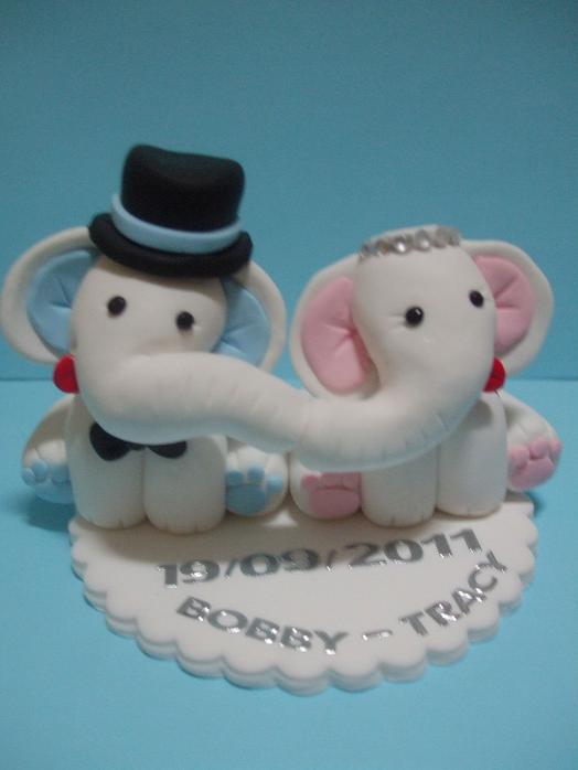 Kissingelephants.JPG