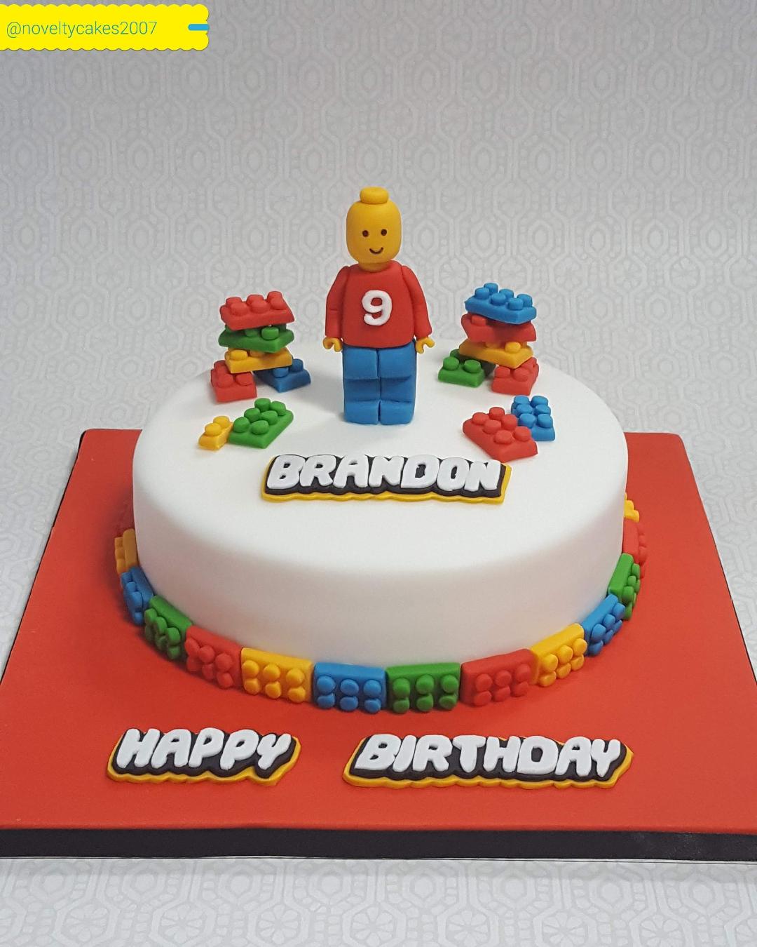 legocake.jpg