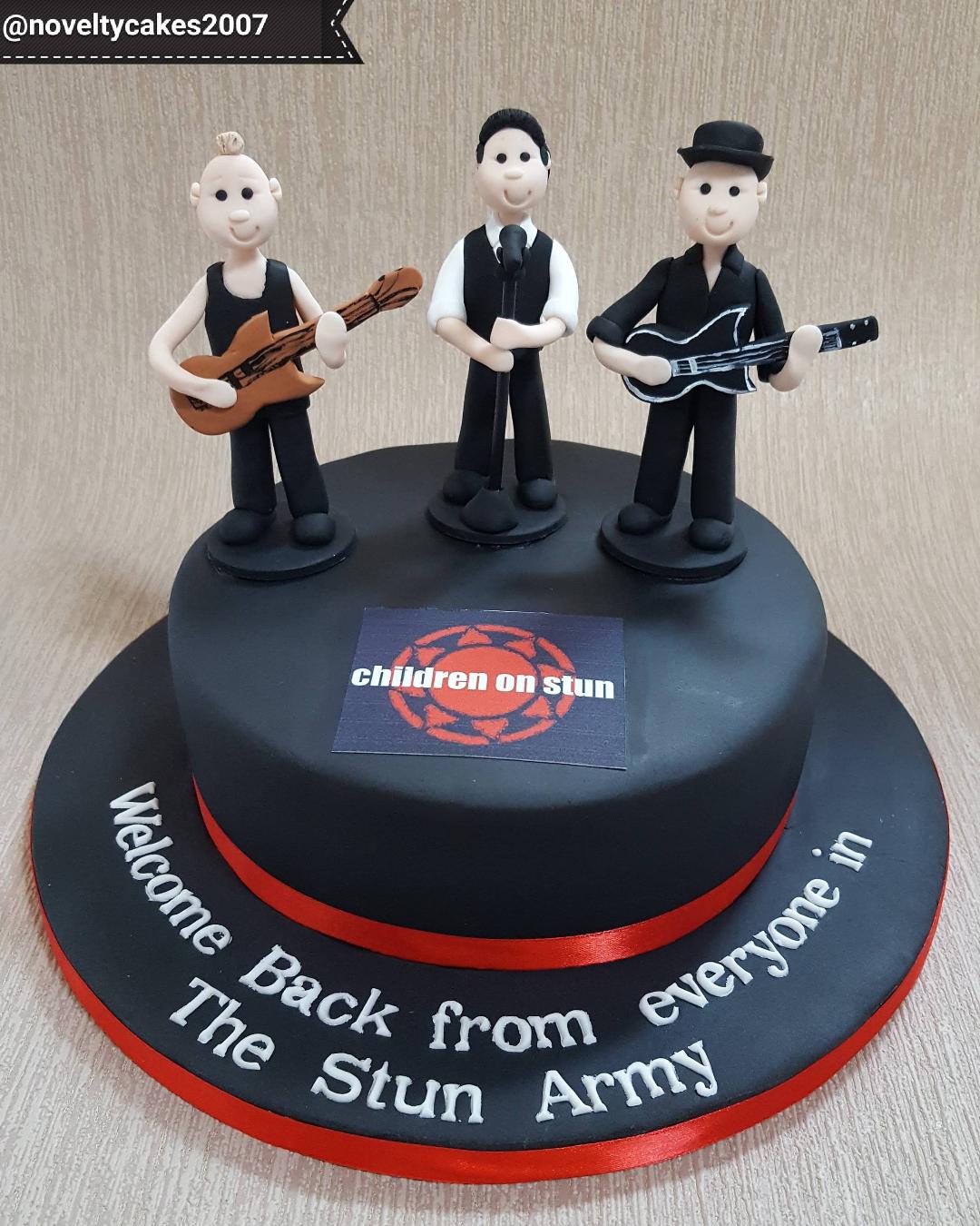 singingbandcake.jpg